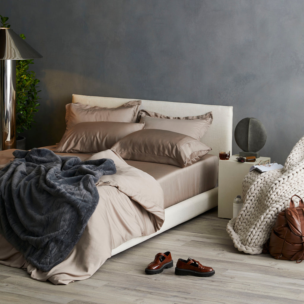 Luxe Faux Fur Throw