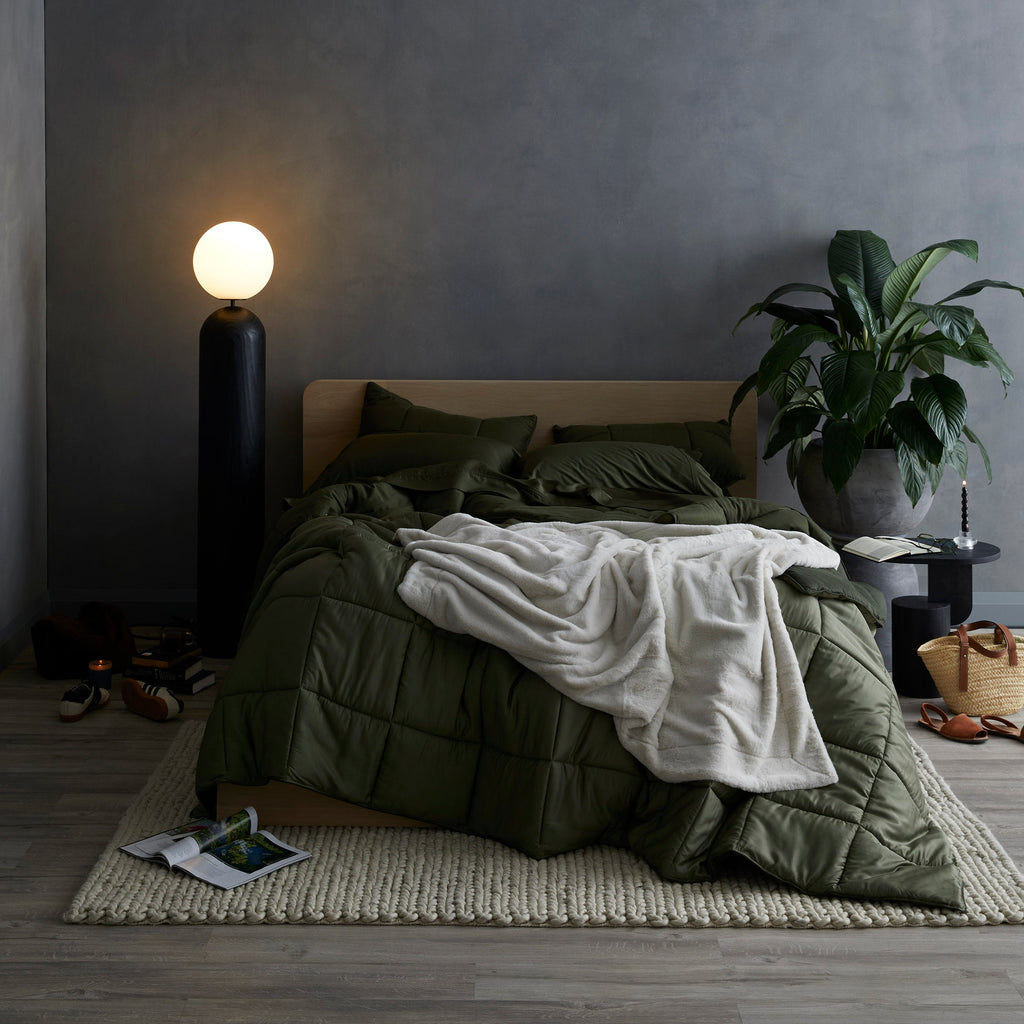 Luxe Faux Fur Throw