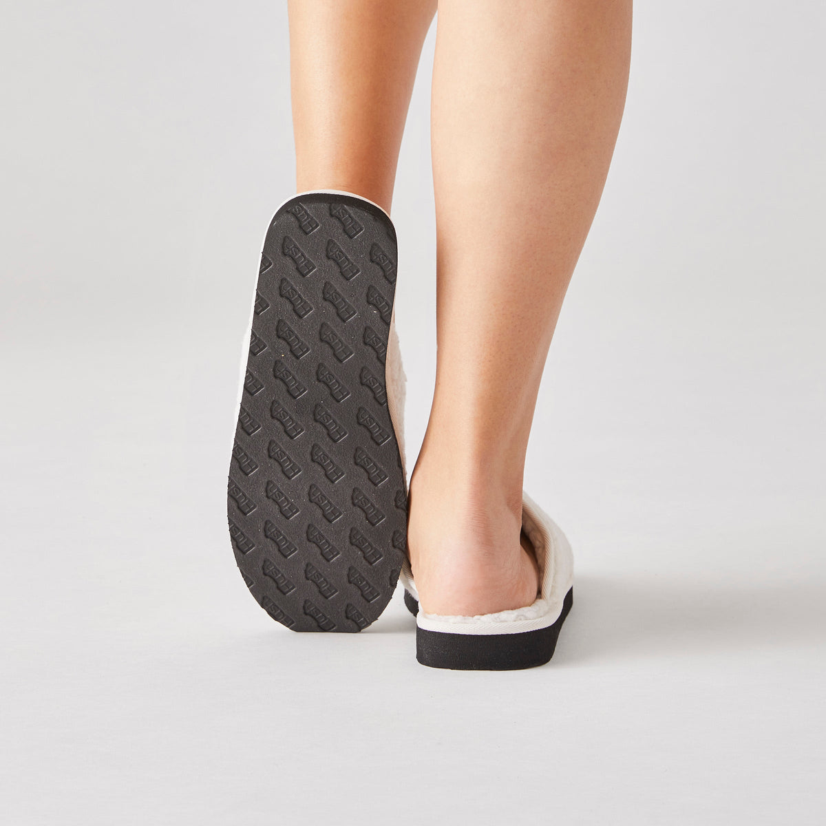 Women's Wooly Slippers