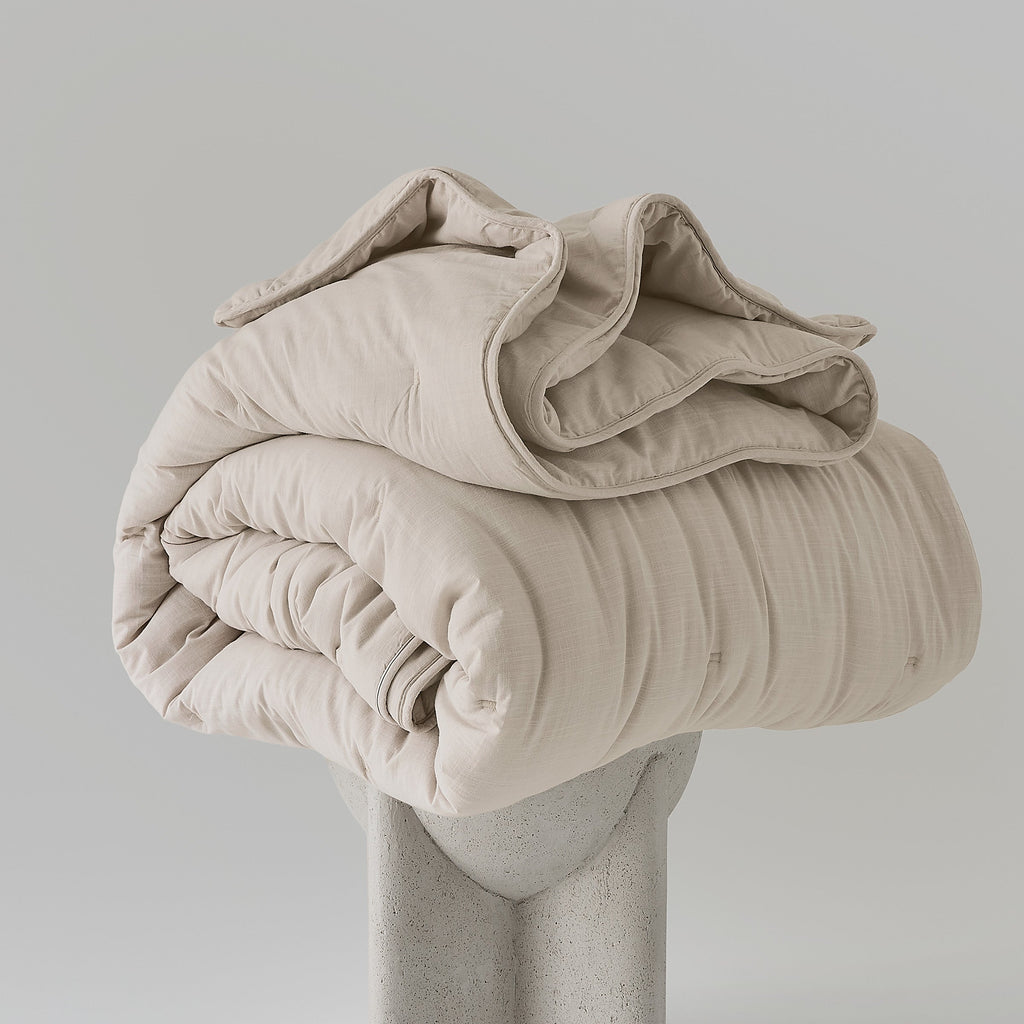 Cloud Relaxed Weave Comforter