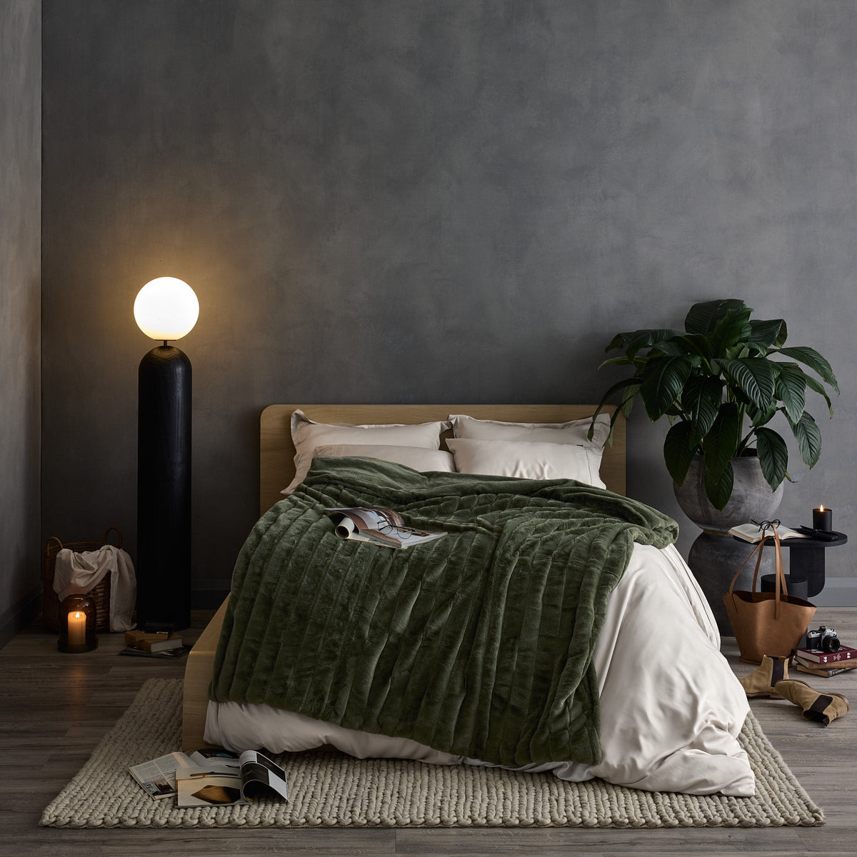 Plush Faux Fur Weighted Blanket